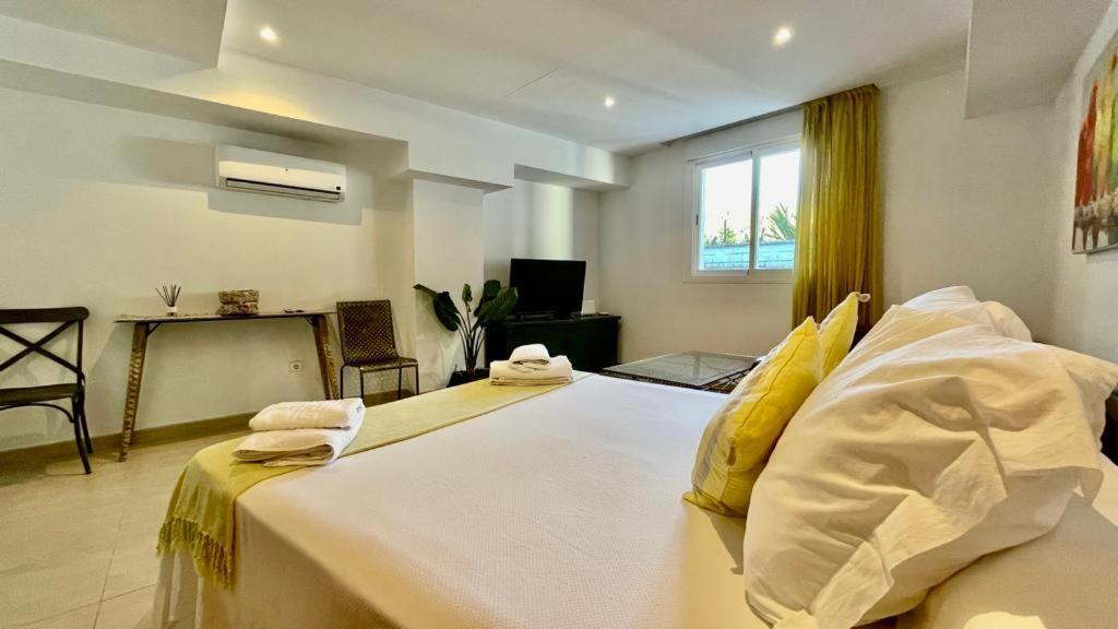 Panorama Apartamento Marbella Exterior photo